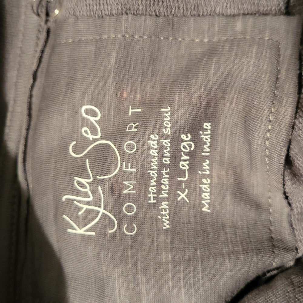 Kyla Seo dark gray Nia hoodie - Picture 5 of 9